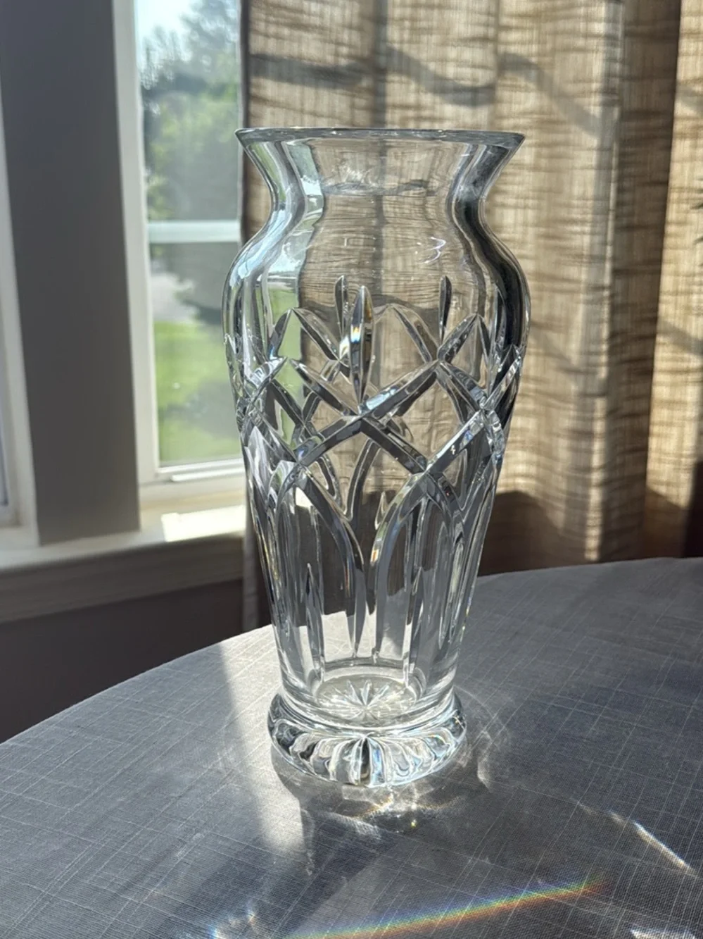 Elegant Clear Cut Crystal Vase with Lattice Pattern 10’’